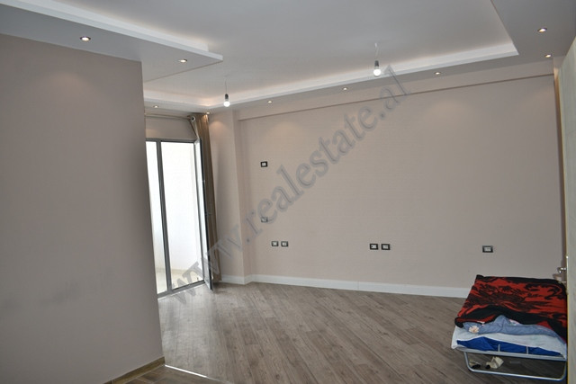 Apartament 1+1 per shitje ne zonen e Kamzes ne Tirane